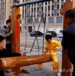 2bed08b667.gif