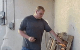 1657447757176049.gif zr818.gif