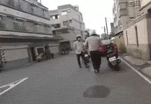 1661927518139206.gif zr489.gif